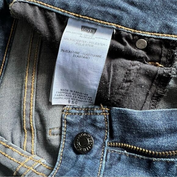 Levis 535 Denim Legging/ Jeans Black Tags. Size 9. Excellent Condition. - Picture 5 of 8